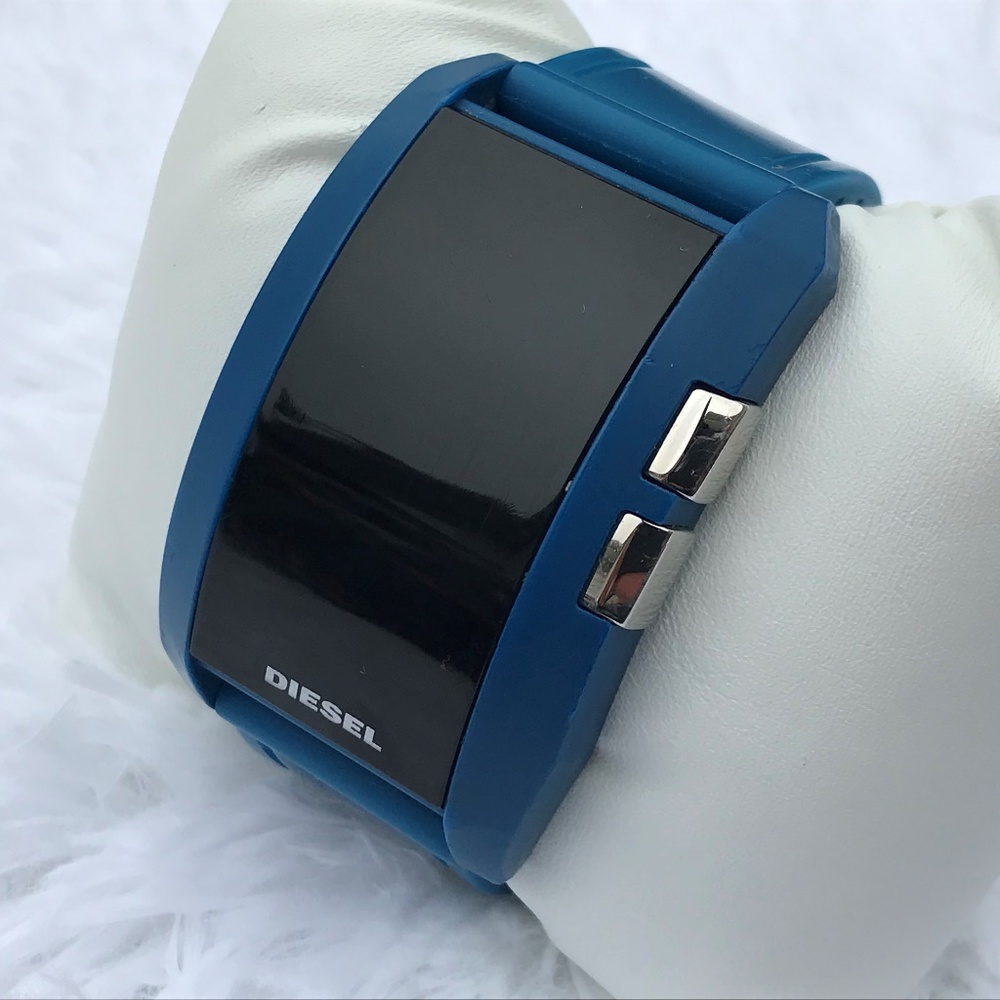 Diesel Men Watch Sport Digital Wrist Watch Blue Ru - Picture 1 of 8